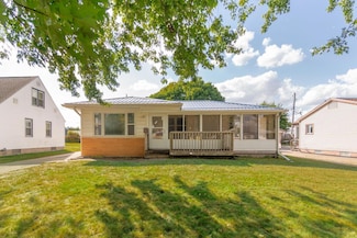 1212 Doreen Ave, Waterloo, IA 50701