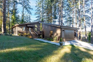 25 Hillcrest Place, Friday Harbor, WA 98250