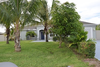 901 SW Haleyberry Ave, Port Saint Lucie, FL 34953