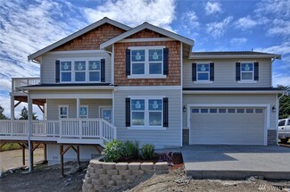 7207 Upper Ridge Rd, Everett, WA 98203