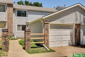 8724 Granville Pkwy, La Vista, NE 68128