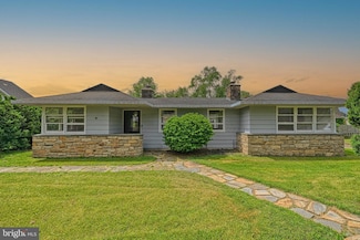 102 E Washington St, Remington, VA 22734
