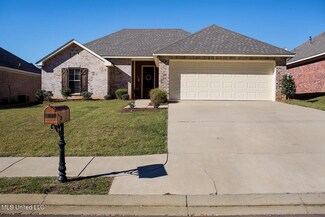 113 Greenfield Ridge Dr, Brandon, MS 39042