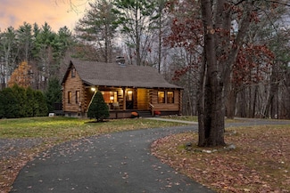 6 Londonderry Rd, Windham, NH 03087