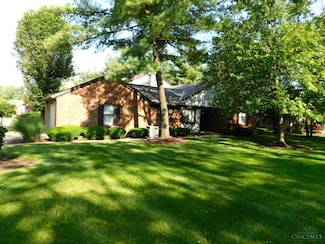 311 Bedford Glen Ln, Cincinnati, OH 45246