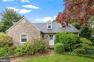 916 Rydal Rd, Jenkintown, PA 19046
