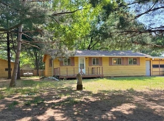 216 N Kenwood St, Adams, WI 53910