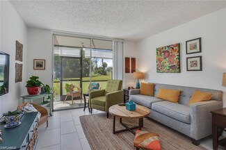 4380 27th Ct SW Unit 1-105, Naples, FL 34116