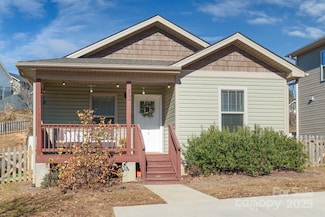 12 Lillie Farm Ln, Weaverville, NC 28787