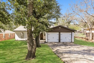 1112 Lakewood Cir, Alvarado, TX 76009