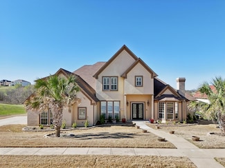 319 Golden Pond Dr, Cedar Hill, TX 75104