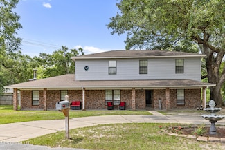 2110 Margie Moore Ave, Pascagoula, MS 39567