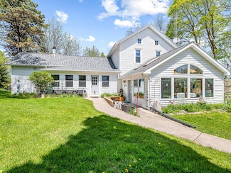 11750 N Damascus Rd, Winslow, IL 61089