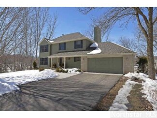 5670 5670 Vine Hill-Road-, Shorewood, MN 55331
