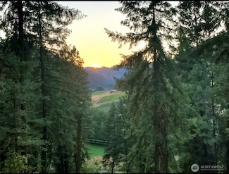 7797 Brender Canyon Rd, Cashmere, WA 98815