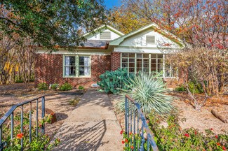 2615 W Brooklyn Ave, Dallas, TX 75211