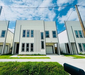 8128 Penrod St, Houston, TX 77028