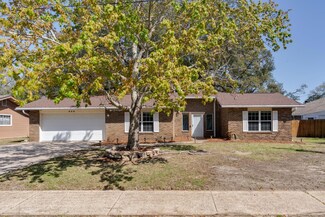 609 Crowder Ct, Fort Walton Beach, FL 32547