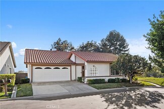 23999 Delantal, Mission Viejo, CA 92692
