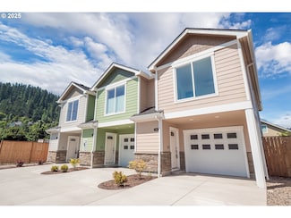 124 65th Place, Springfield, OR 97478