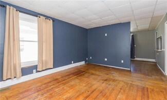 2024 1st Ave, Perry, IA 50220