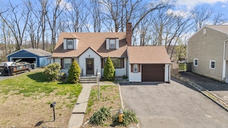 186 Anton Dr, Bridgeport, CT 06606