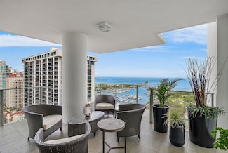 175 1st St S Unit 2408, Saint Petersburg, FL 33701