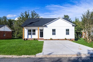 1025 Southland Dr, Rock Hill, SC 29730