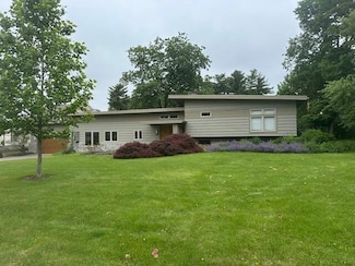 2530 Sherwin Rd, Columbus, OH 43221