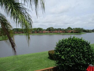 117 Live Oak Ln, Boynton Beach, FL 33436