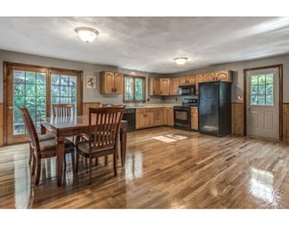 30 Woodland S, Lynn, MA 01904