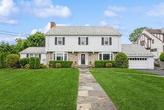 59 Mildred Pkwy, New Rochelle, NY 10804