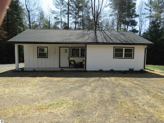 1192 Little Creek Trail, Alger, MI 48610