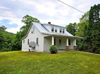 5539 S Lee Hwy, Natural Bridge, VA 24578