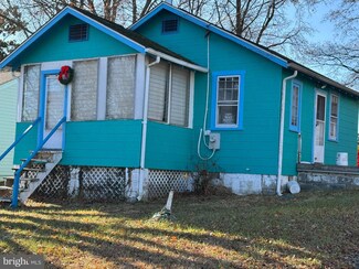 3668 5th Ave, Edgewater, MD 21037