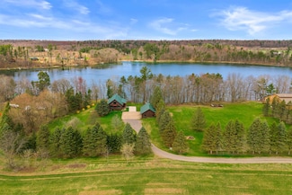 10130 Trout Creek Rd, Amherst Junction, WI 54407