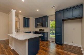 701 Lakecrest Ave, High Point, NC 27265