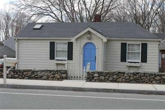1748 Meridian St, Fall River, MA 02720