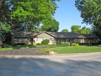 2280 S Meadowview Ave, Springfield, MO 65804