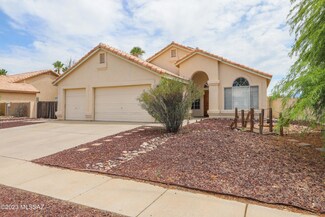 9174 E La Palma Dr, Tucson, AZ 85747