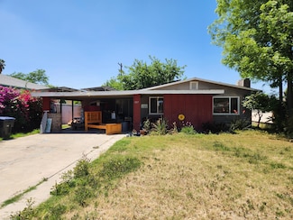 1307 S Divisadero St, Visalia, CA 93277