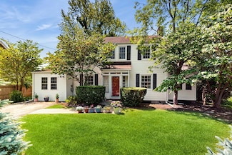 98 Jackson St, Fishkill, NY 12524