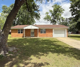 1300 Overdene St, Corning, AR 72422