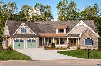 34 Jaspers Ln, Stuarts Draft, VA 24477