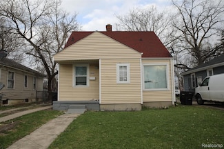 8848 Heyden St, Detroit, MI 48228