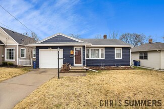 1046 Dorroll St NE, Grand Rapids, MI 49505