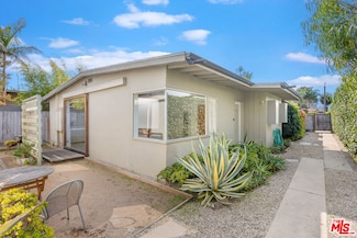 1819 Euclid St, Santa Monica, CA 90404