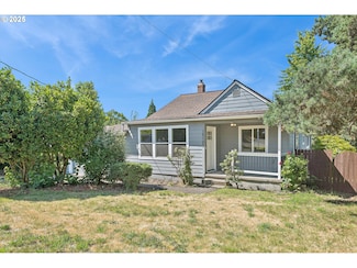 15109 SE Oatfield Rd, Milwaukie, OR 97267