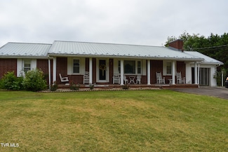 1085 Old Stage Rd, Rogersville, TN 37857