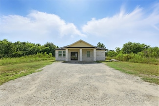 255 Road 5702, Cleveland, TX 77327